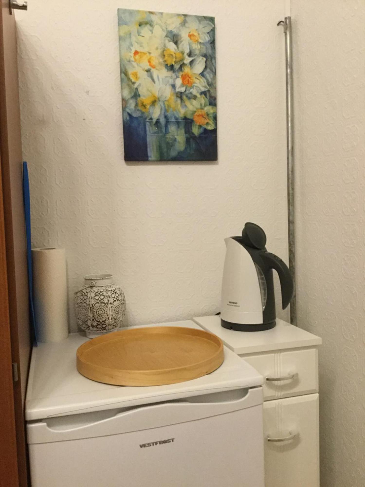 Ferienhaus Us lütt Hus und das Zimmer Linde im Haupthaus Oldenburg Zimmer foto